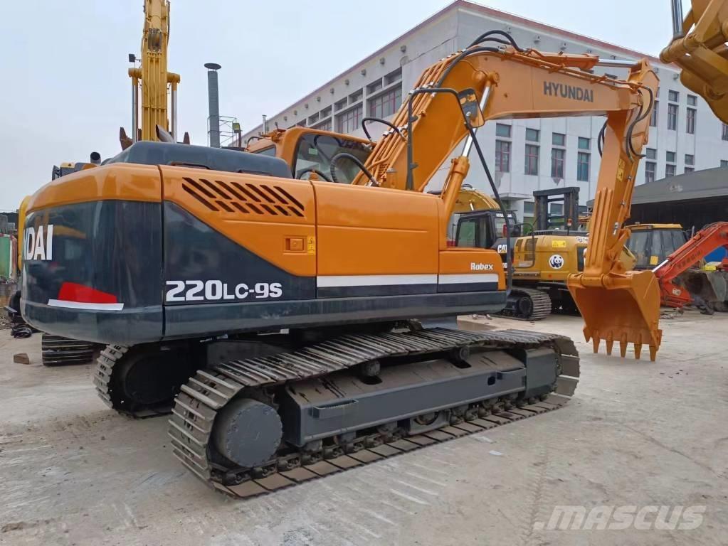 Hyundai 220LC-9S Crawler excavators