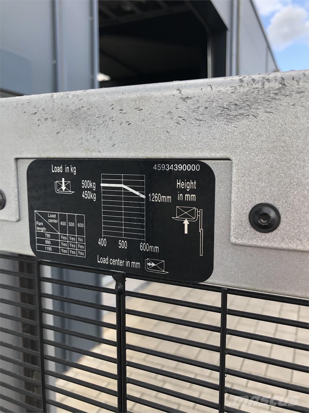 Still LTX FF 05 Towing trucks