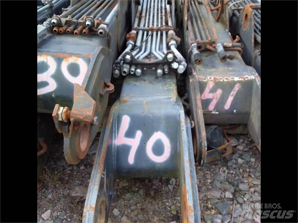 Ponsse C33 Harvester cranes