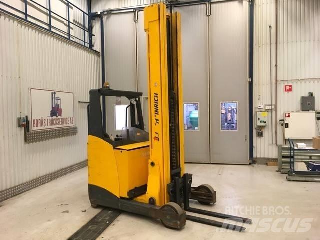 Jungheinrich ETV 325 Reach trucks