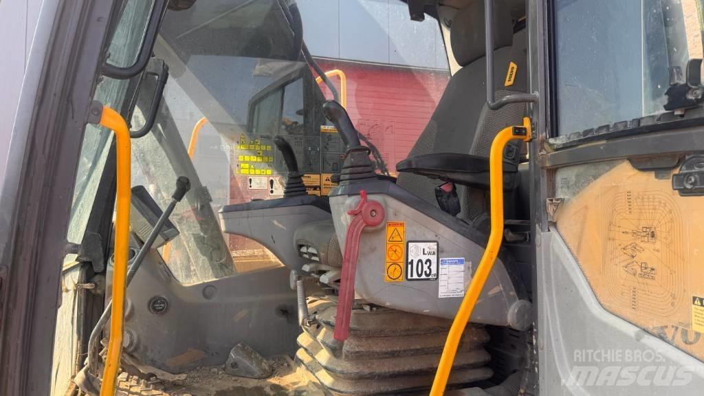 Volvo EC 210 C L Crawler excavators
