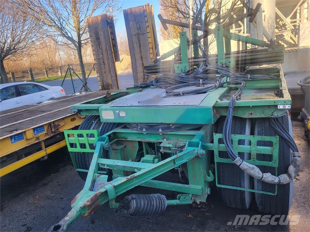 Doll M177 Flatbed/Dropside trailers