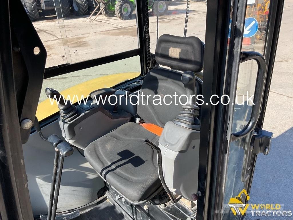 CAT 302.7 D CR Mini excavators < 7t (Mini diggers)