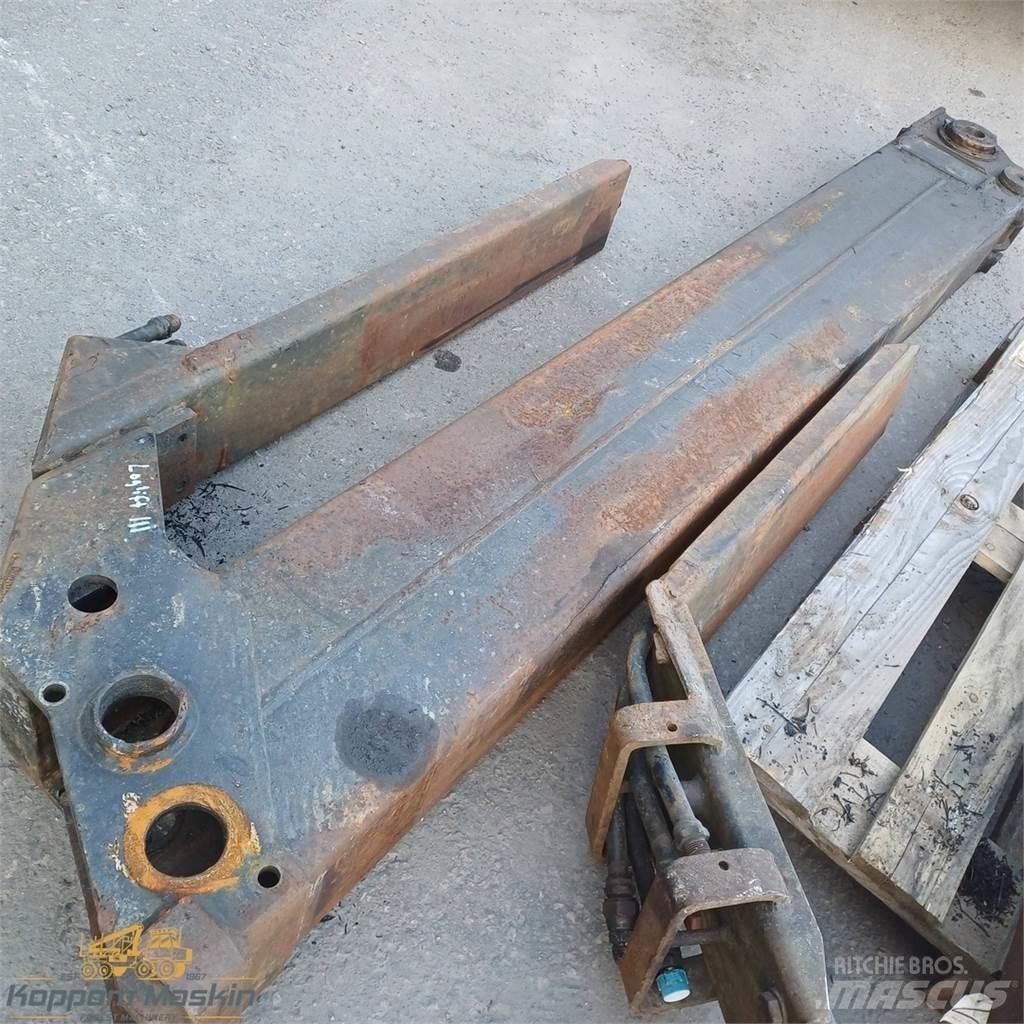 Loglift 111 Forwarder cranes