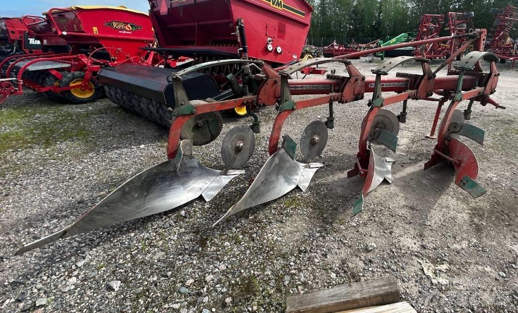 Kverneland A3 4X16 Conventional ploughs