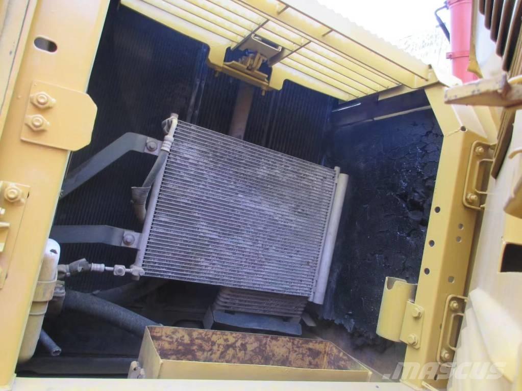 Komatsu PC 240 Crawler excavators