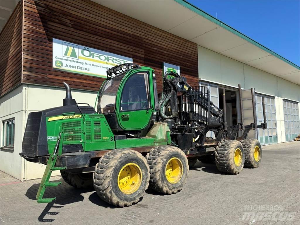 John Deere 1110 G Forwarders