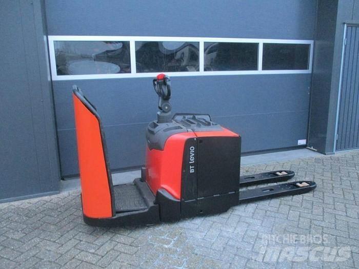 Toyota LPE 250 Low lifter with platform