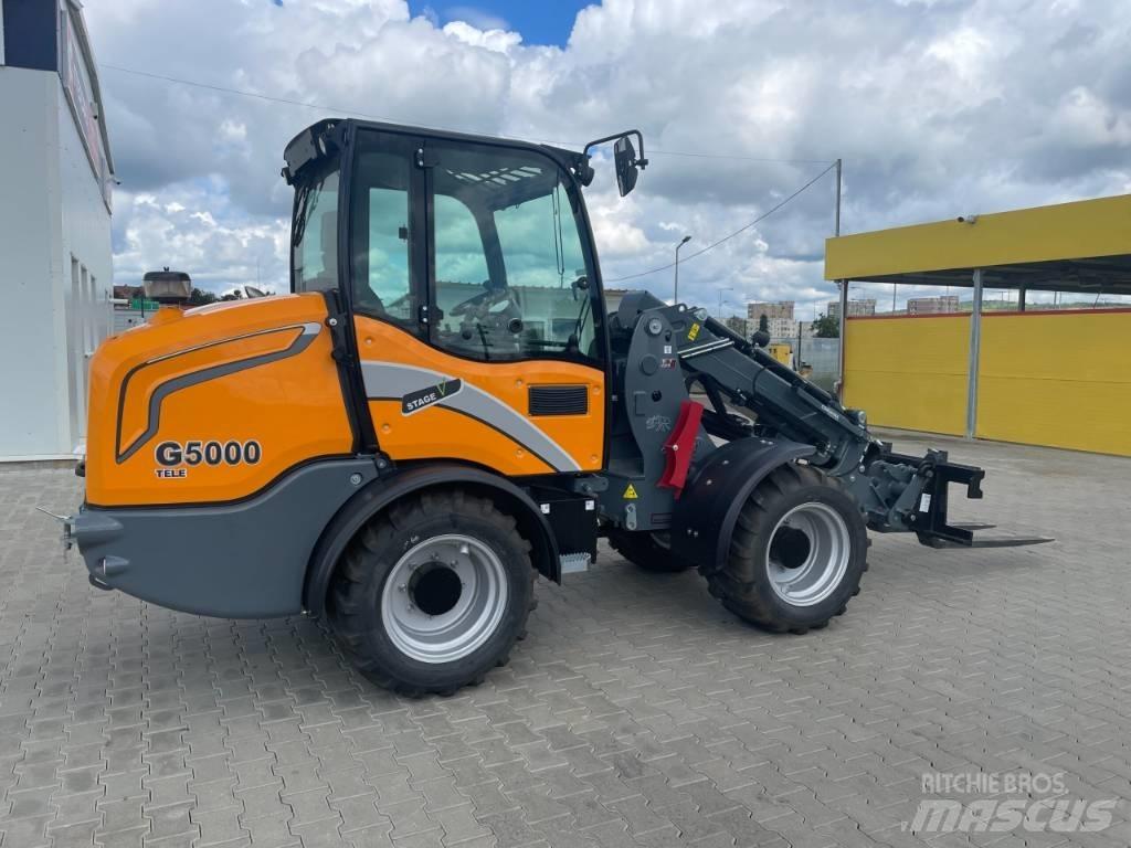 GiANT g5000 Multi purpose loaders