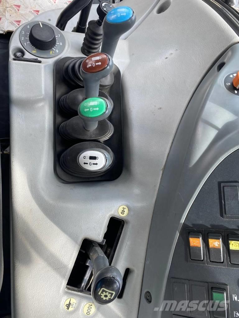 Valtra T 121 HT Tractors