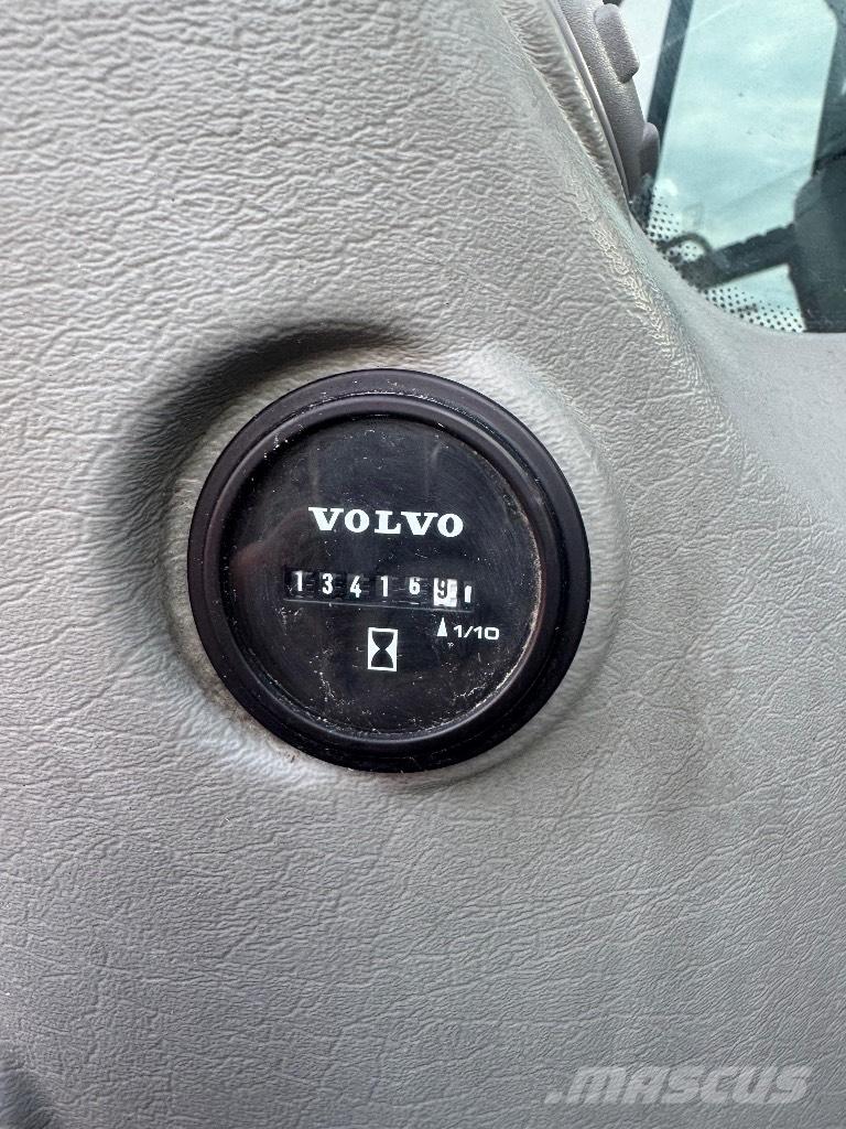 Volvo EC 250 EL Crawler excavators