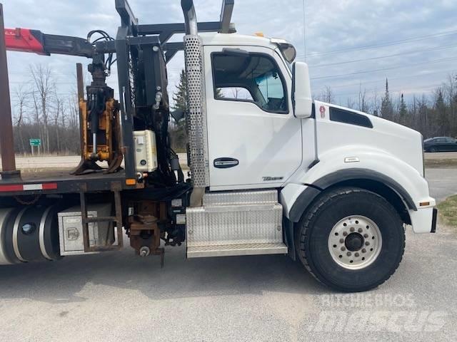 Kenworth T 880 Timber trucks