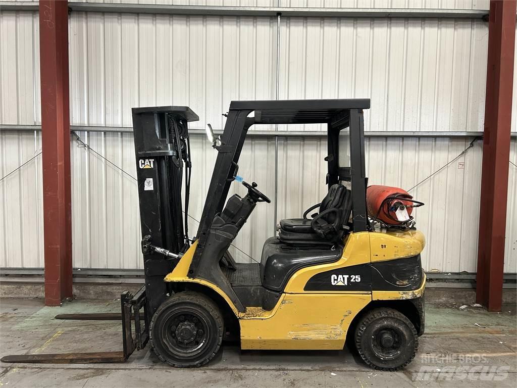 CAT GP25NT LPG trucks