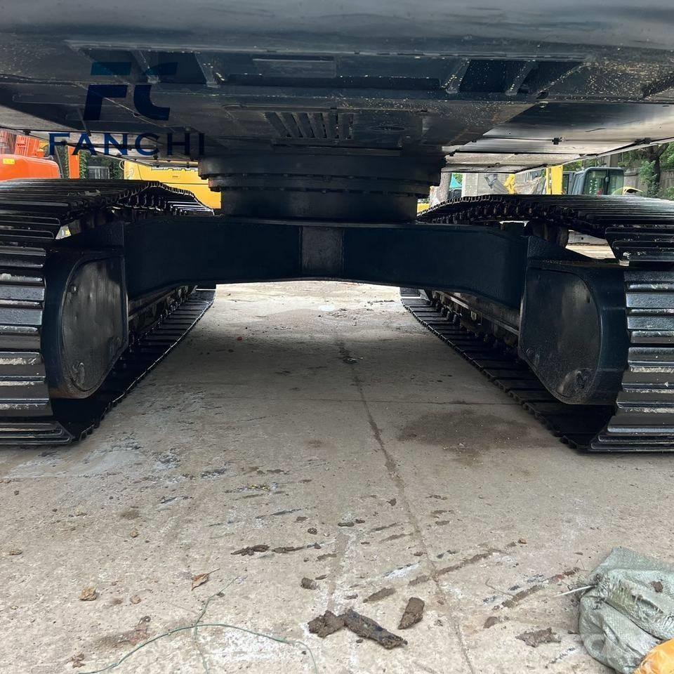 Hyundai 220LC-9S Crawler excavators