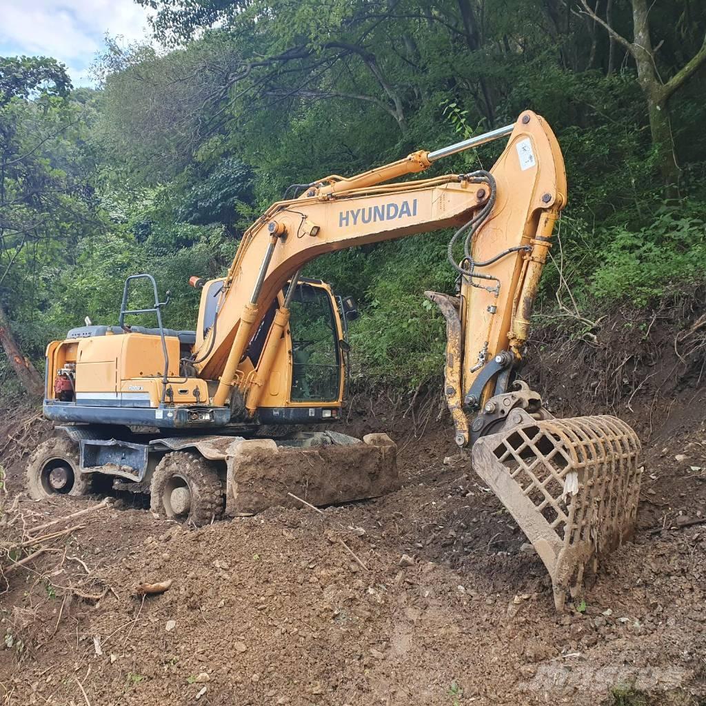 Hyundai Robex 140 W Wheeled excavators