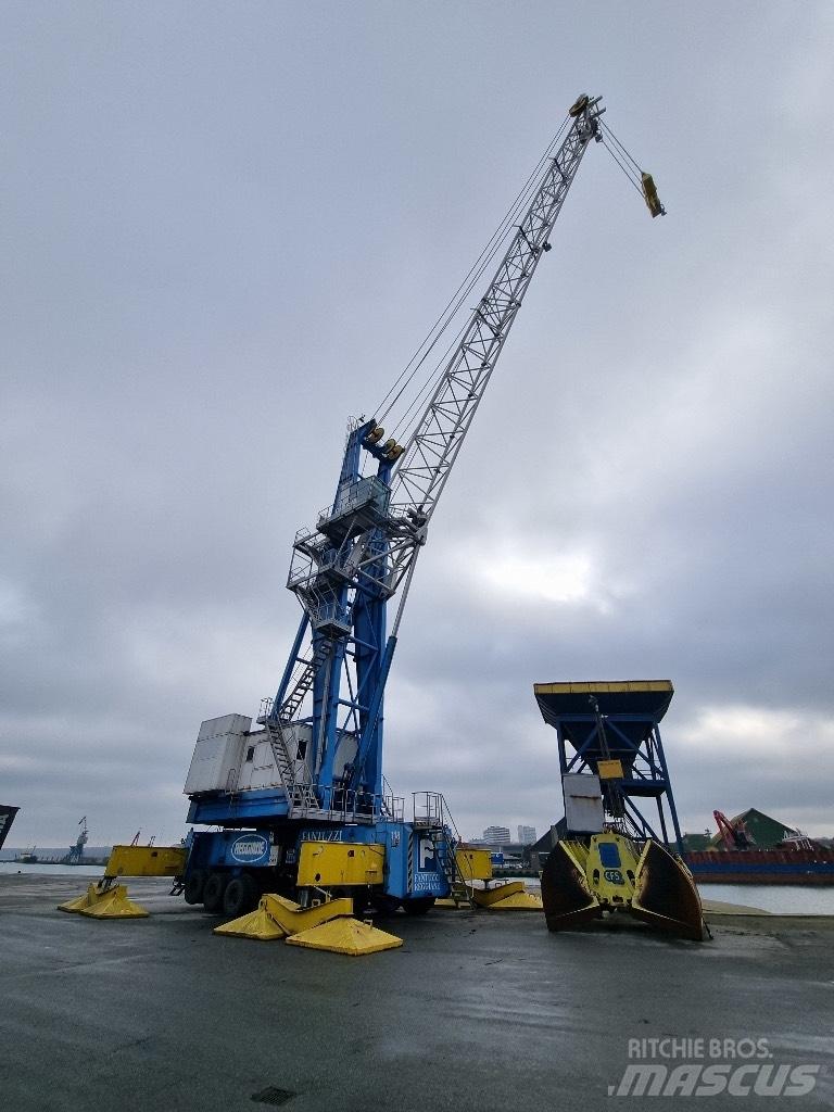 Fantuzzi MHC130 Harbour cranes