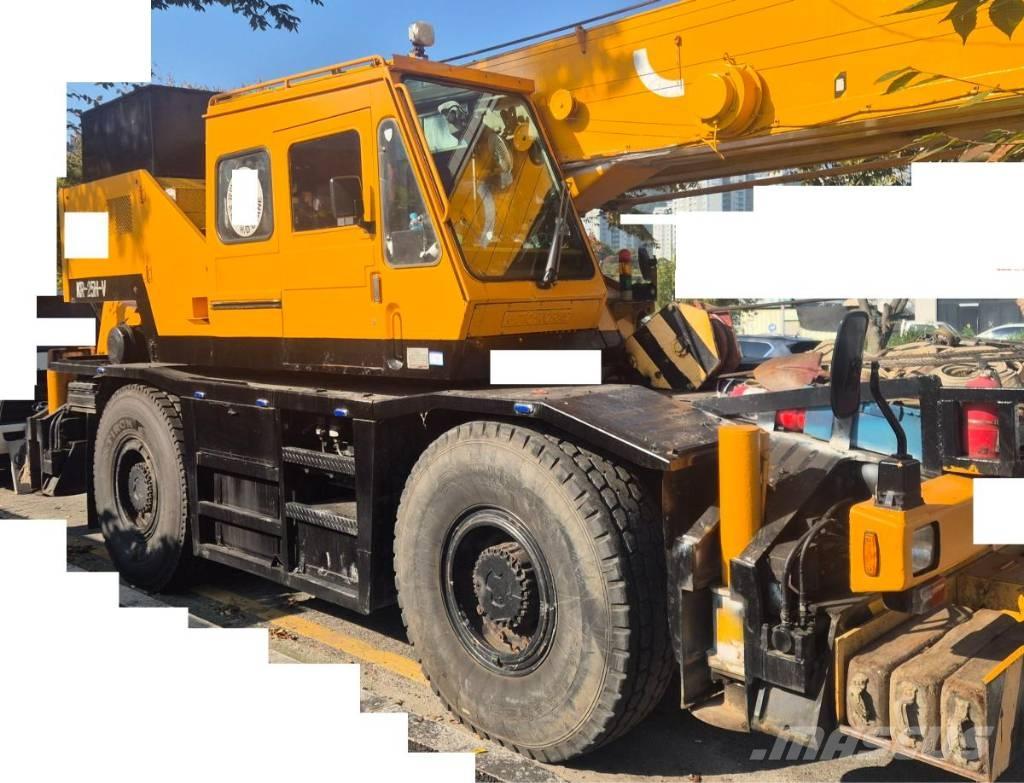 Kato SR 250 Rough terrain cranes