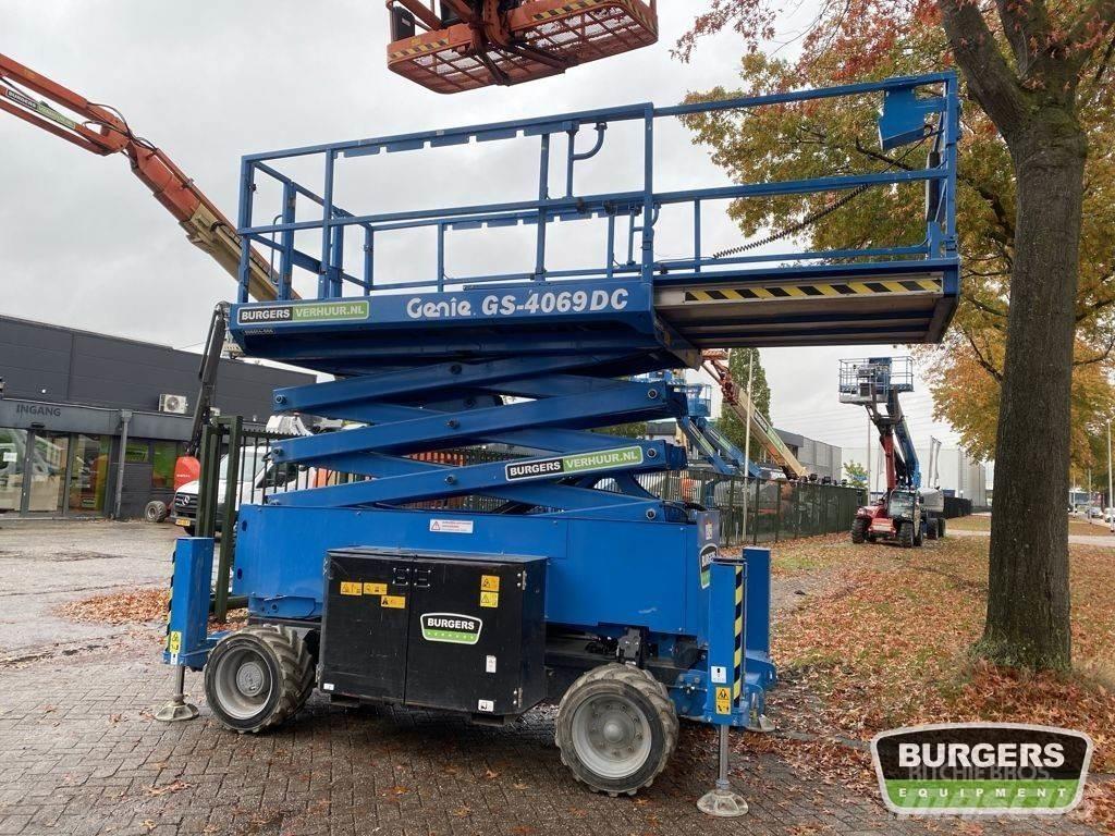Genie GS4069 DC Scissor lifts
