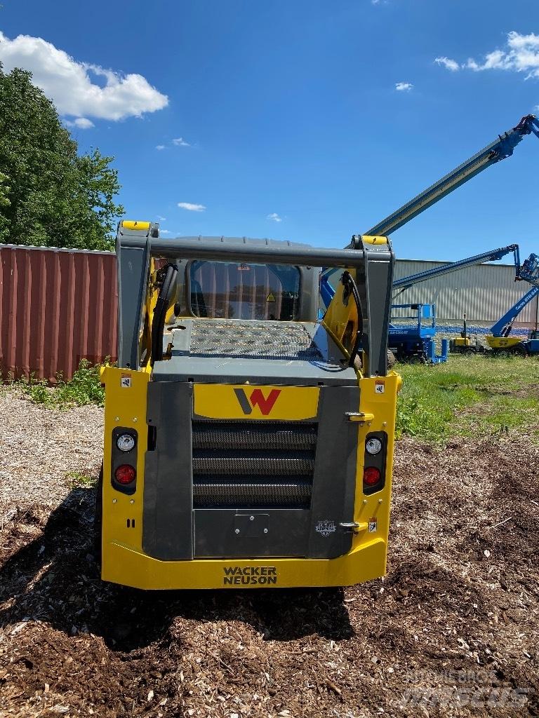 Wacker Neuson SW21 Skid steer loaders