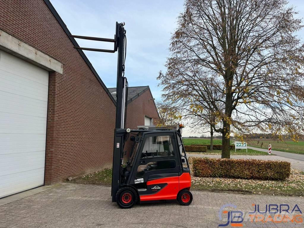 Linde E25-01 Electric forklift trucks