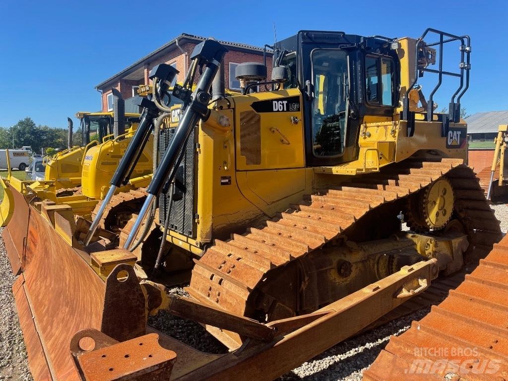 CAT D6T LGP Crawler dozers