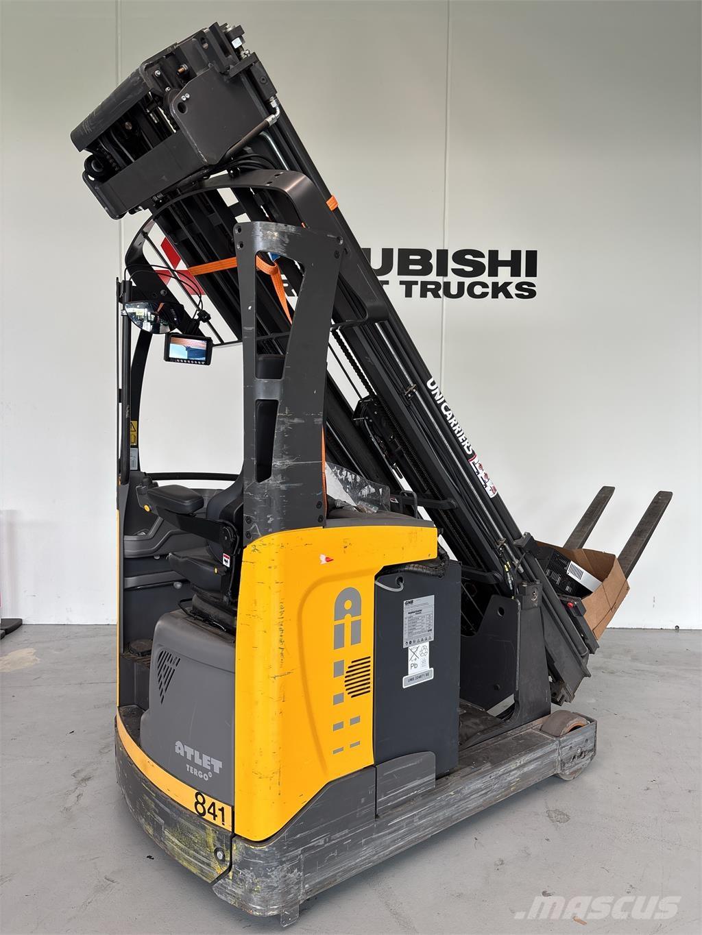 Atlet UMS200 Reach trucks