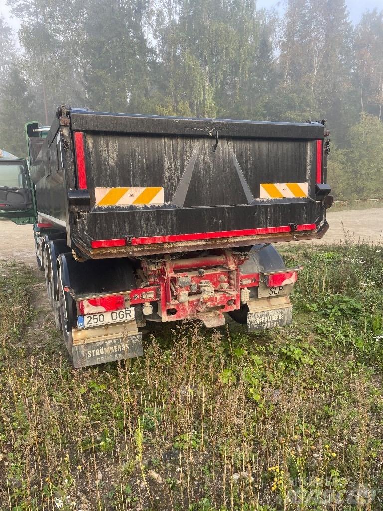 Scania R 560 Tipper trucks