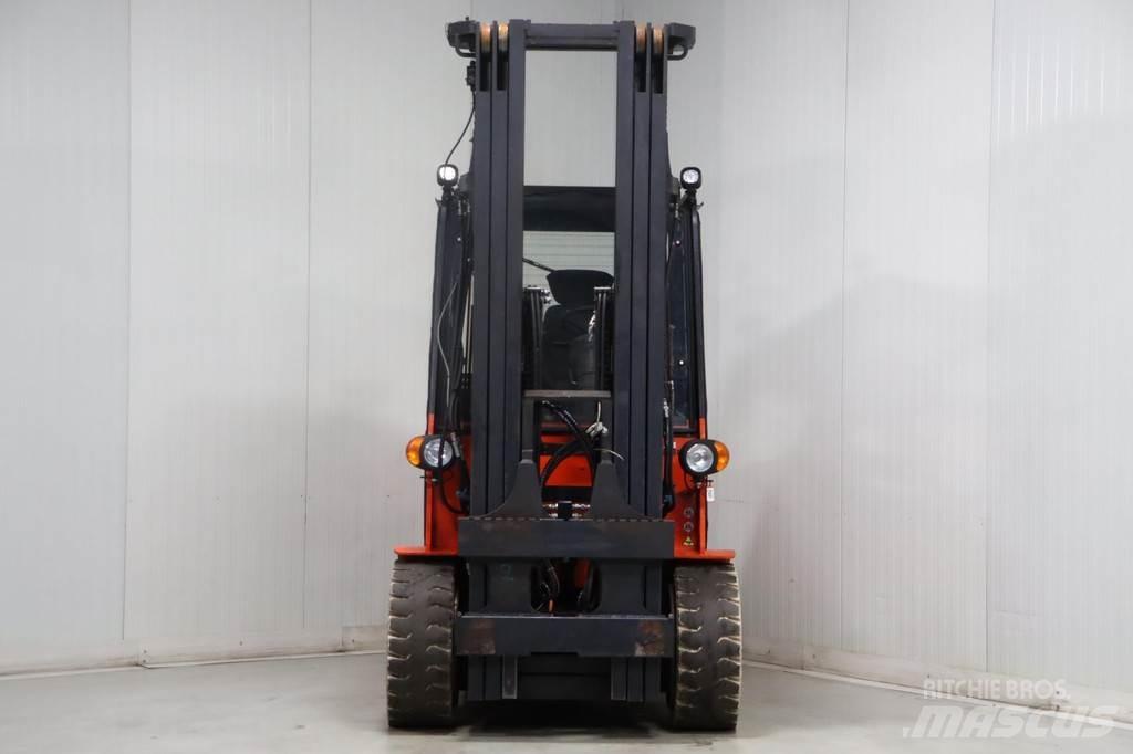 Carer Z80HL Electric forklift trucks