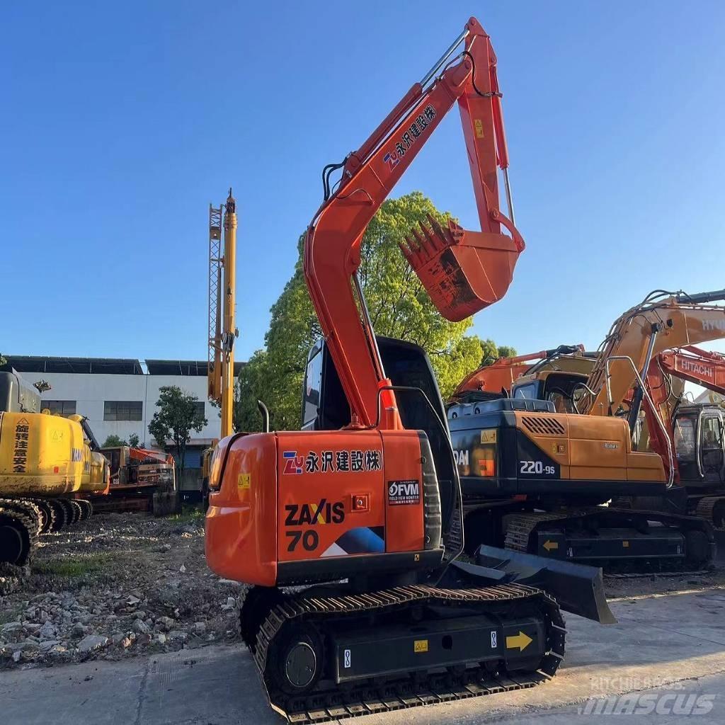 Hitachi ZX70 Crawler excavators