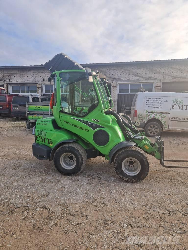 Avant 530 Mini loaders