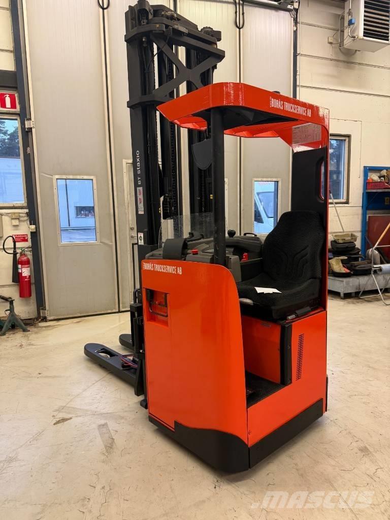 BT truck SRE160L Self propelled stackers