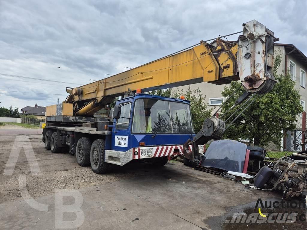 Bumar DST All terrain cranes