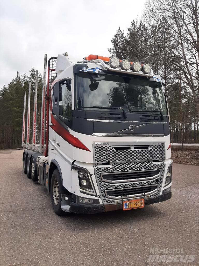Volvo FH 13 Timber trucks