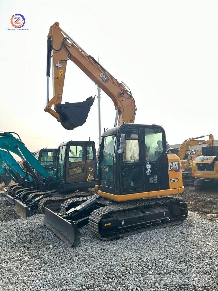 CAT 307 E2 Midi excavators  7t - 12t