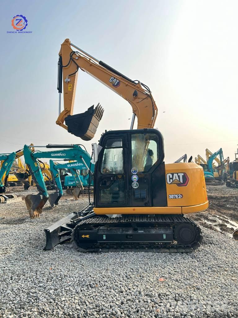 CAT 307 E2 Midi excavators  7t - 12t