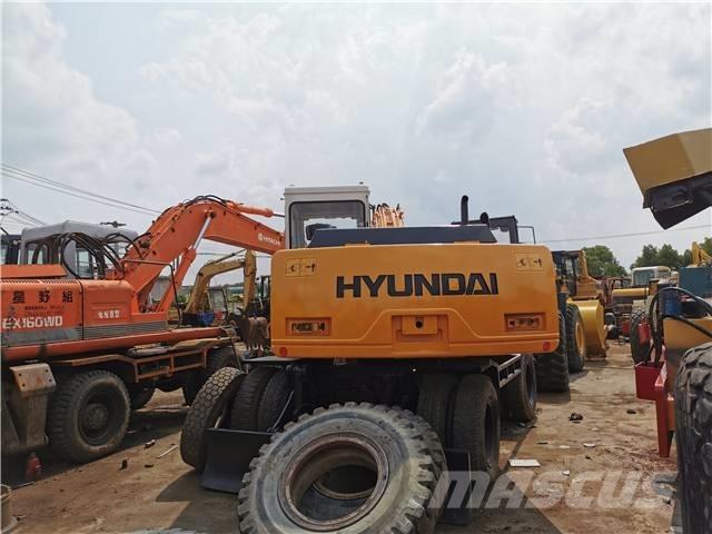 Hyundai R130WD Crawler excavators