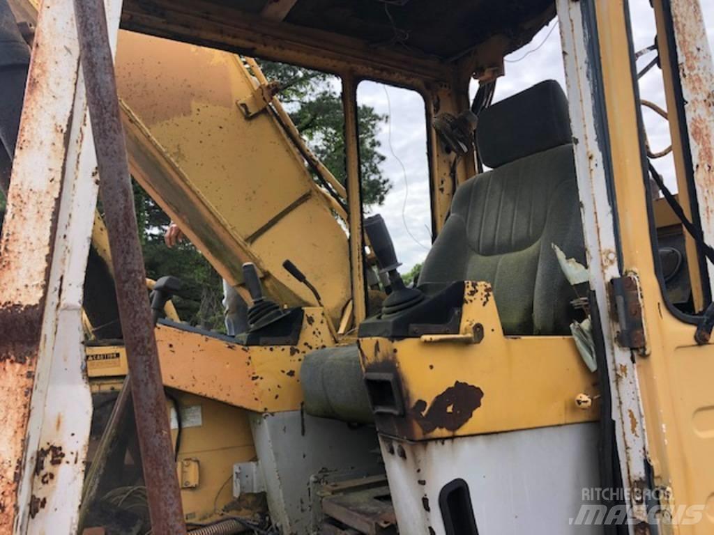 Komatsu PC 200 LC-3 Crawler excavators