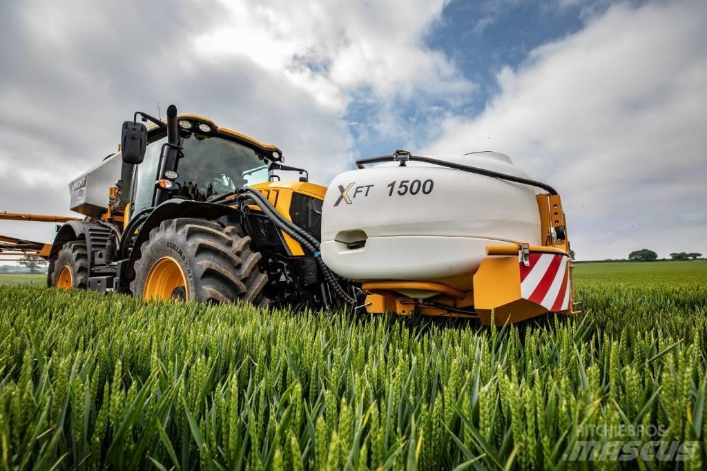 JCB 4220 Tractors