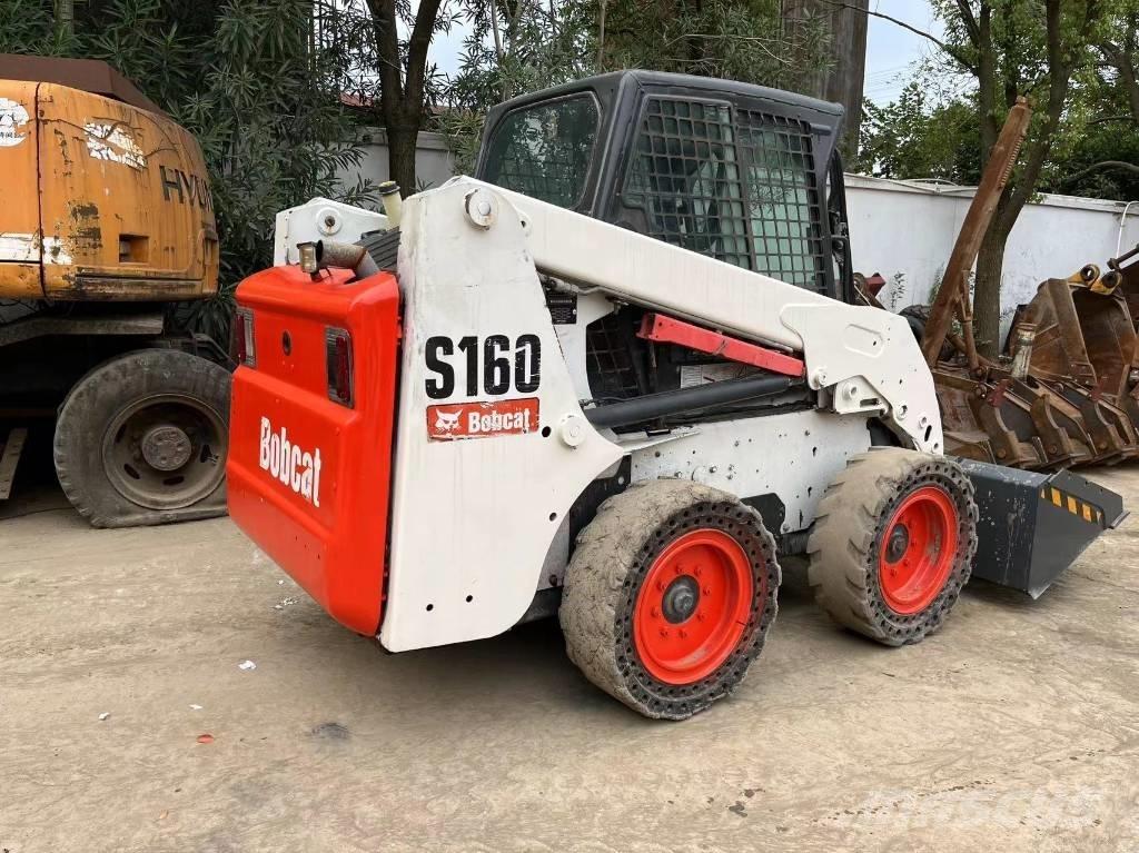 Bobcat S 160 Skid steer loaders