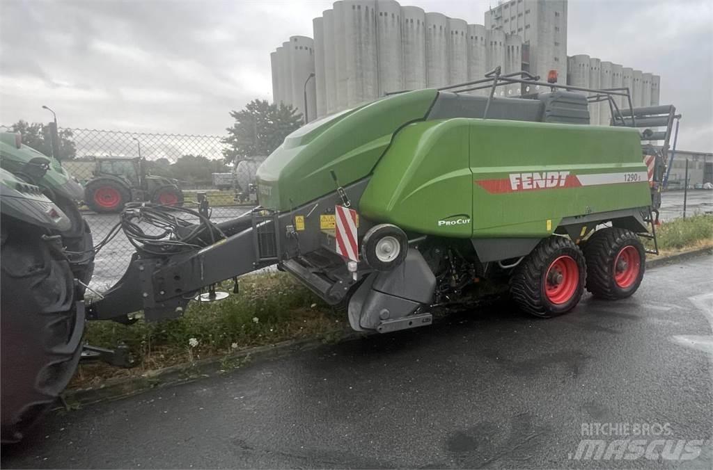 Fendt 1290 S Square balers