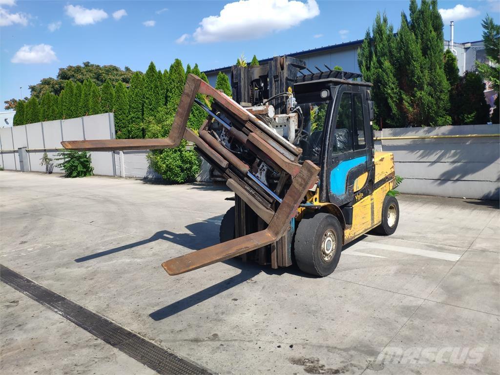 Yale GDP50VX Diesel trucks