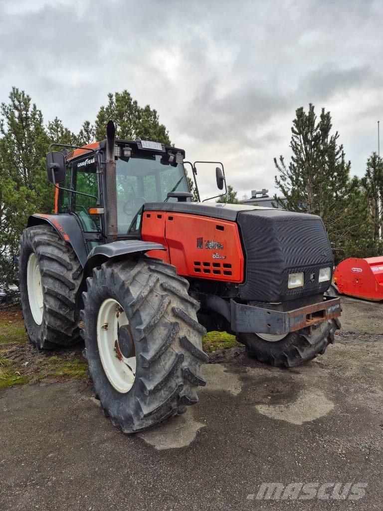 Valtra 8550 Tractors