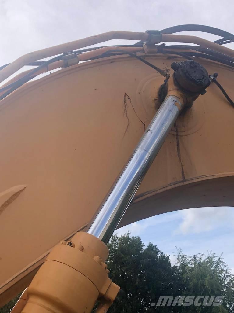 Hyundai R180LC-9A Crawler excavators