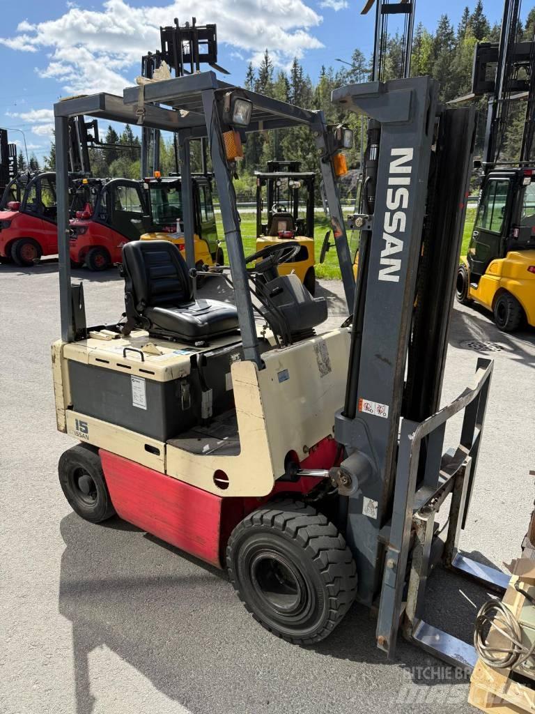 Nissan FP01 L 15 U Electric forklift trucks