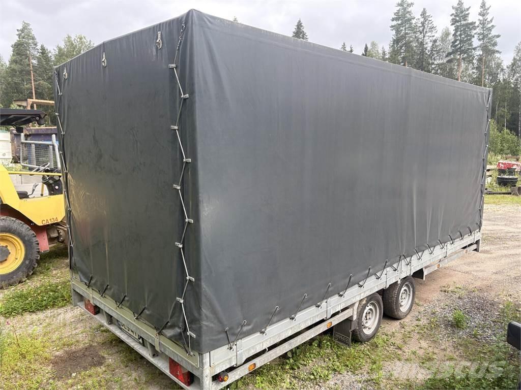 Hulco Medax Curtainsider trailers