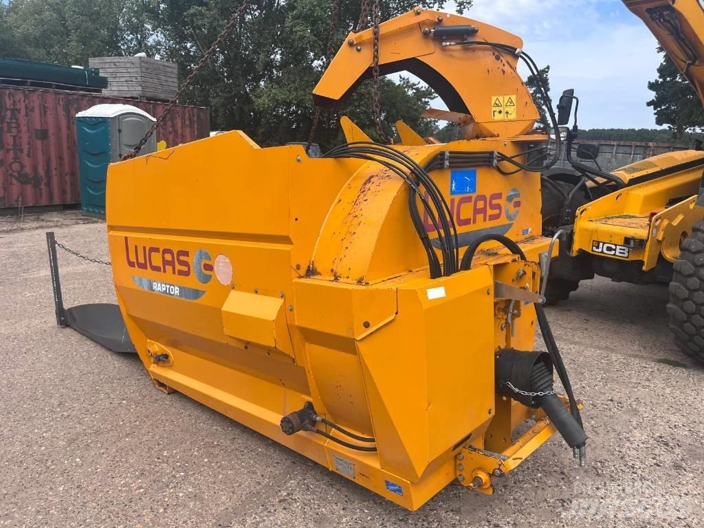 Lucas Raptor Bale shredders, cutters and unrollers