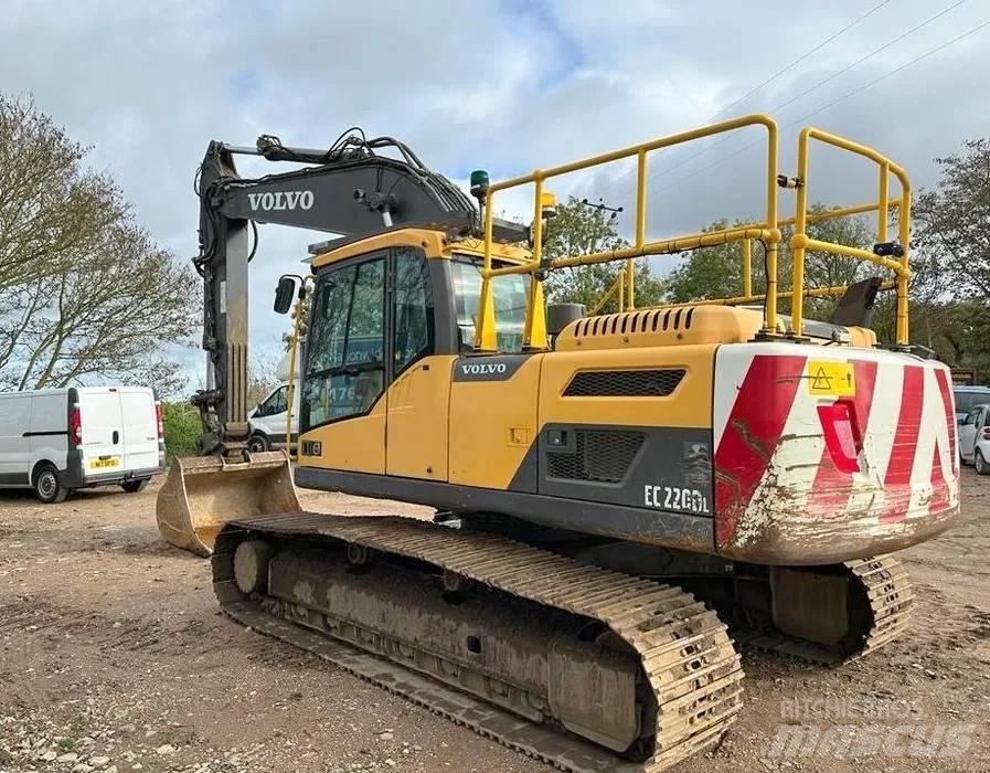 Volvo EC 220 DL Crawler excavators