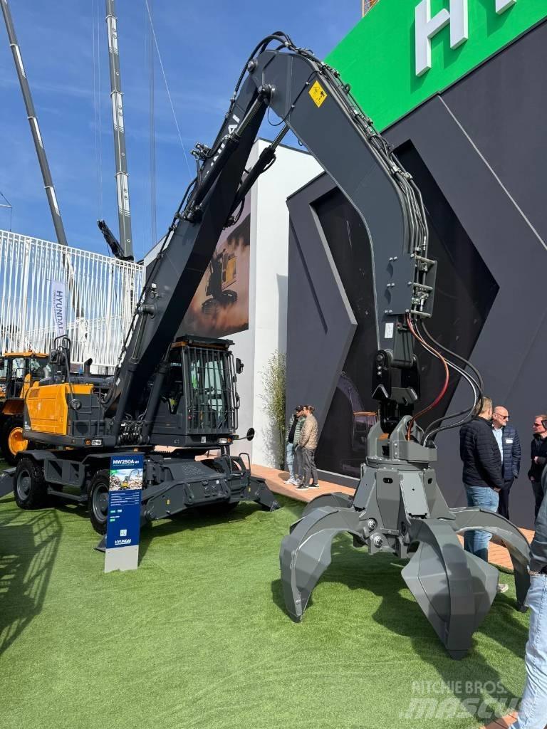 Hyundai HW 250 AMH Waste / industry handlers