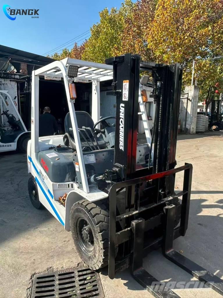 TCM FD20T3C Diesel trucks