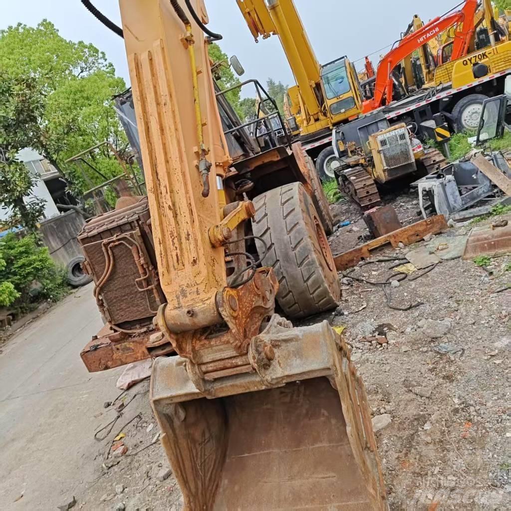 Hyundai Robex 220-9 Crawler excavators
